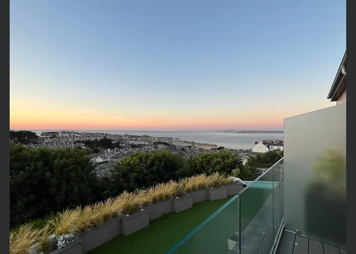 Uno St Ives - Luxury Serviced Accommodation