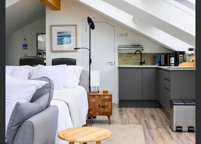 Uno St Ives - Luxury Serviced Accommodation