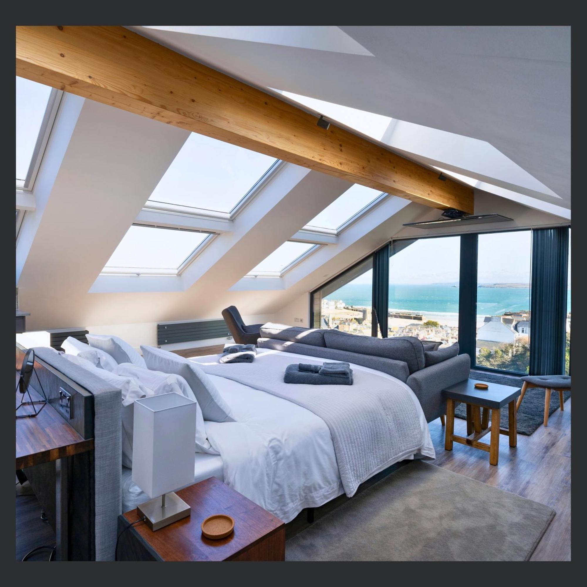 Uno - Luxury Serviced * St Ives
