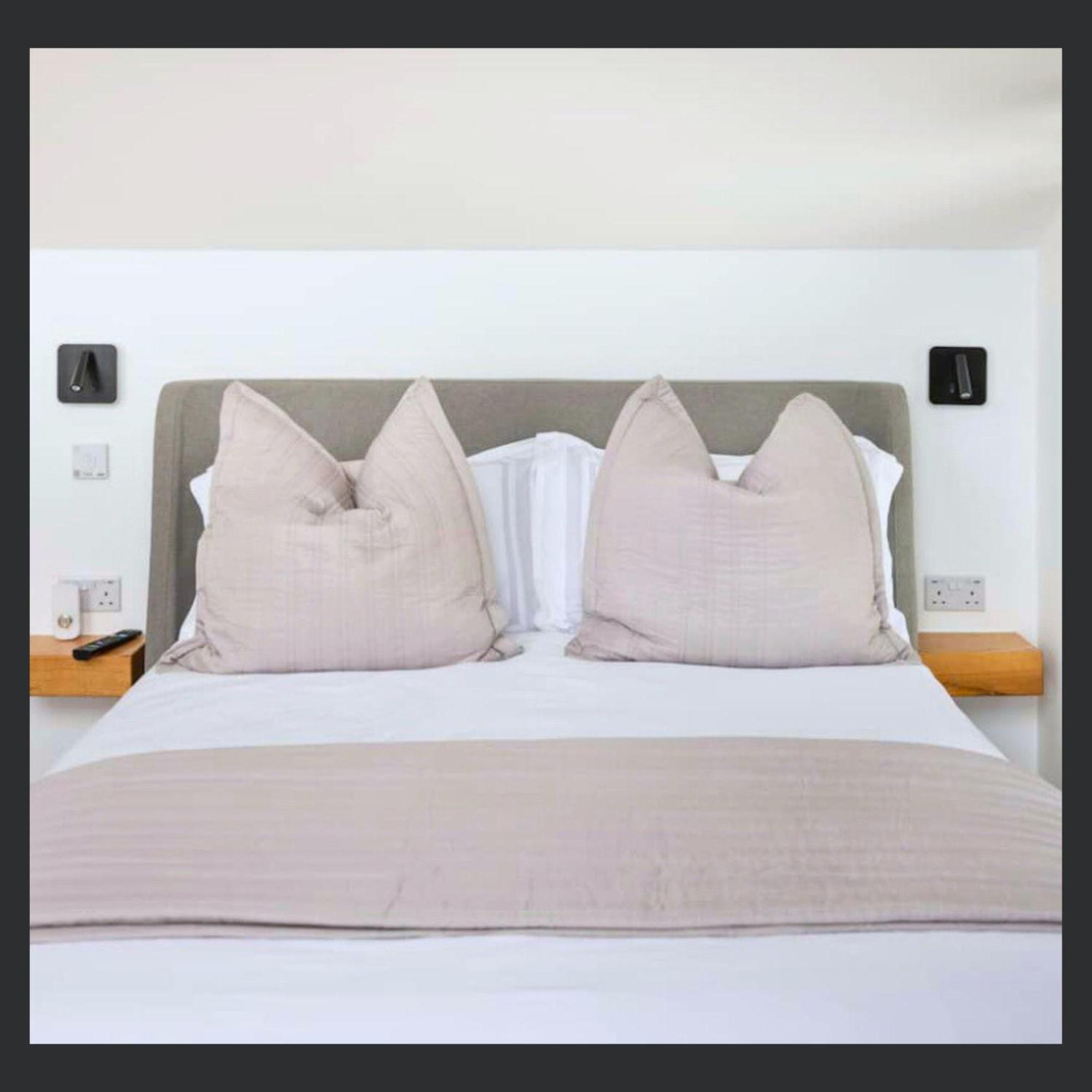 Uno - Luxury Serviced * St Ives